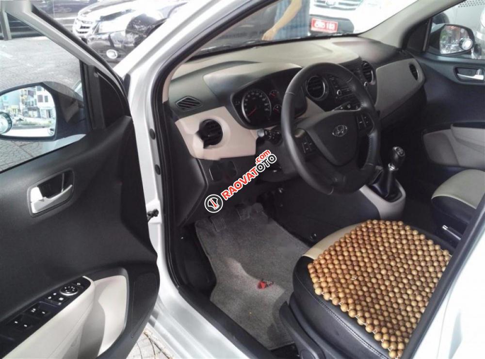 Bán xe Hyundai Grand i10 đời 2015, màu bạc, nhập khẩu giá cạnh tranh-3