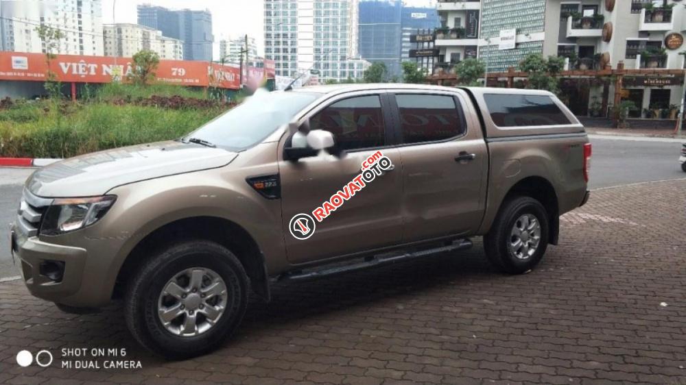 Cần bán lại xe Ford Ranger XLS 2.2L 4x2 AT đời 2014, nhập khẩu nguyên chiếc chính chủ giá cạnh tranh-5