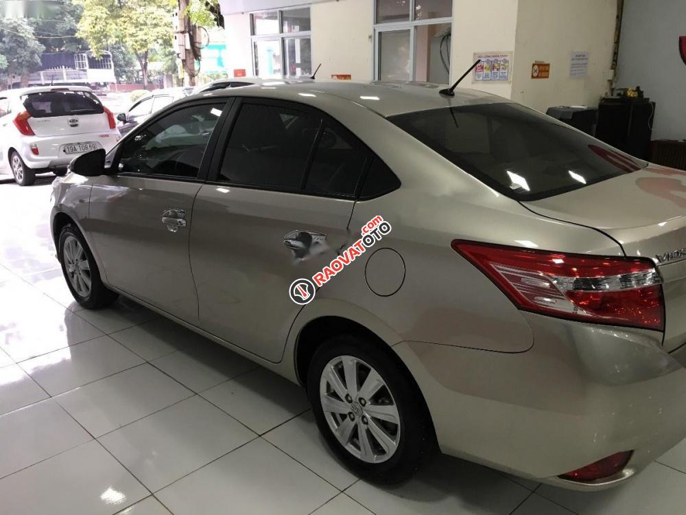 Bán Toyota Vios đời 2016, màu vàng-5