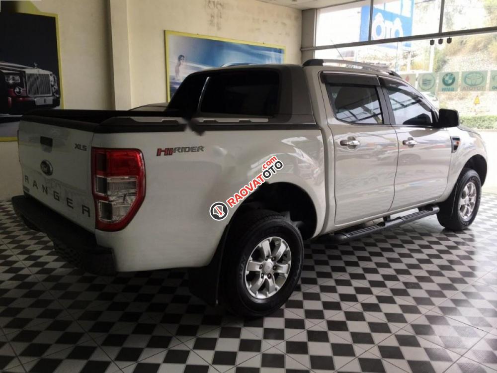 Cần bán Ford Ranger XLS 2.2L AT đời 2014, màu trắng, nhập khẩu nguyên chiếc số tự động-5