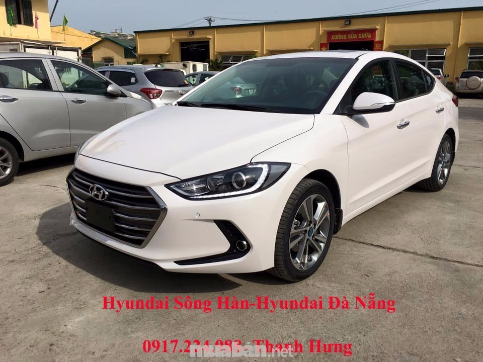 Cần bán Hyundai Elantra đời 2017, màu trắng, nhập khẩu nguyên chiếc-0