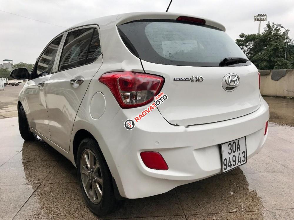 Bán xe Hyundai Grand i10 1.0 MT 2015, màu trắng, xe nhập xe gia đình, giá tốt-2