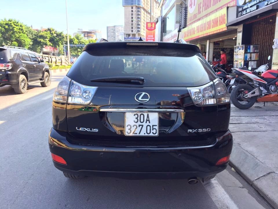 Bán xe Lexus RX 330 2005, màu đen, nhập khẩu nguyên chiếc-15