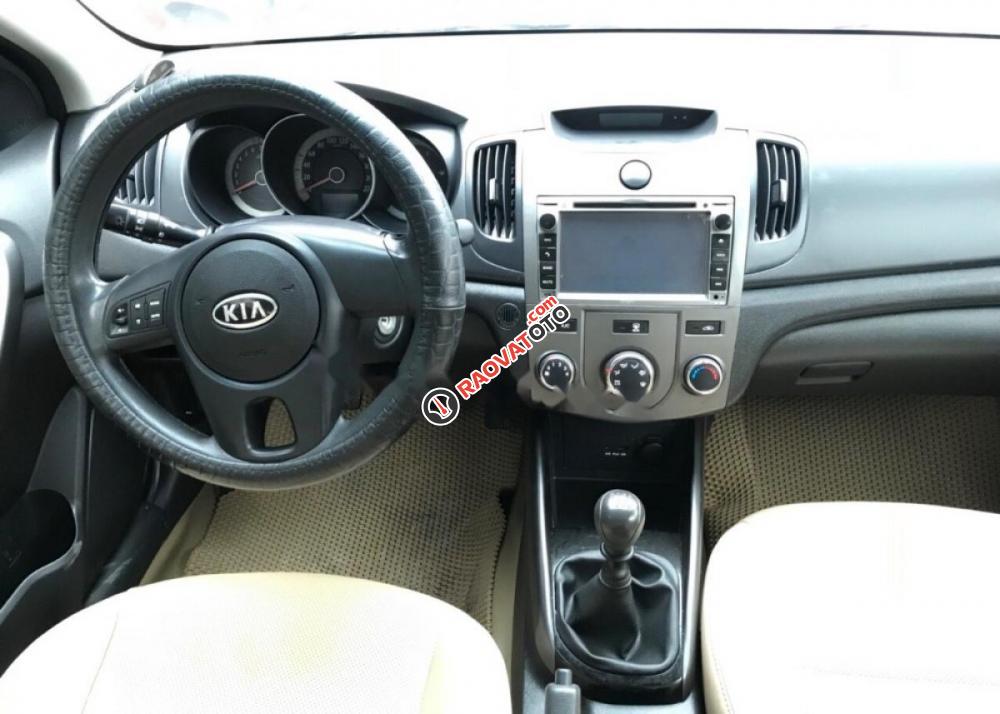 Bán Kia Forte SX 1.6 MT đời 2011 chính chủ, giá 350tr-5