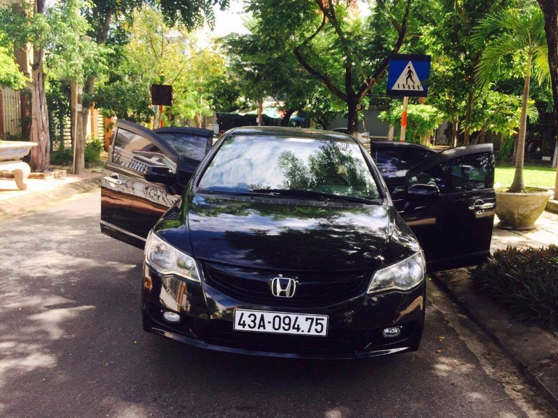 Bán Honda Civic đời 2010, màu đen, nhập khẩu  -1