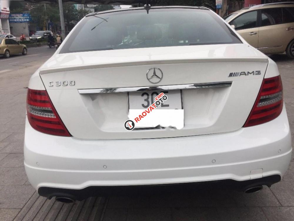 Bán xe Mercedes C300 AMG đời 2013, màu trắng, giá 900tr-2