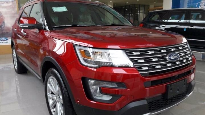 Cần bán Ford Explorer đời 2017, màu đỏ, nhập khẩu nguyên chiếc-2