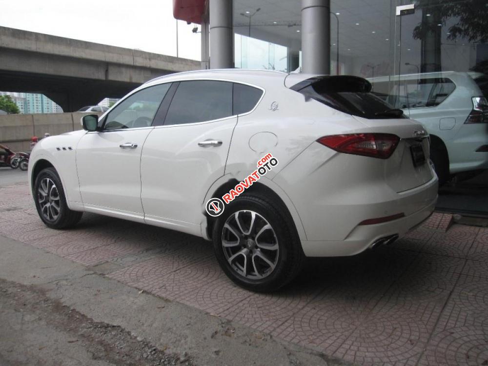 Bán xe Maserati Levante 3.0 V6 đời 2017, màu trắng, xe nhập-6