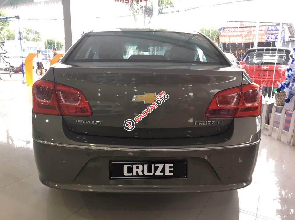 Chevrolet Cruze 2017, trả góp toàn quốc, thủ tục đơn giản, nhiều ưu đãi, giao xe tận nơi-2