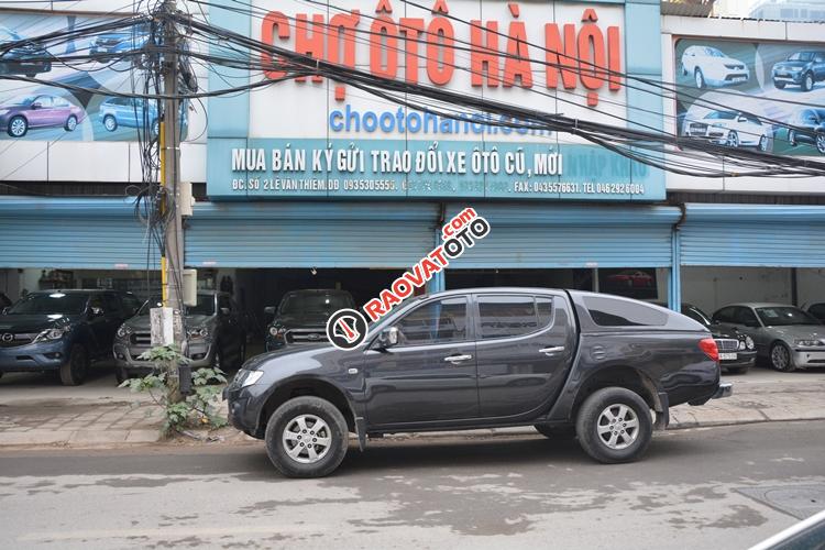 Bán Mitsubishi Triton GLX đời 2013, màu xám, xe nhập chính chủ giá cạnh tranh-0