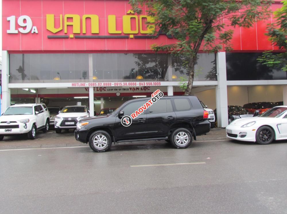 Toyota Land Cruiser VX 2015 màu đen-1