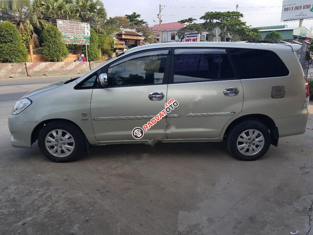 Cần bán lại xe Toyota Innova G đời 2007, màu bạc xe gia đình-9