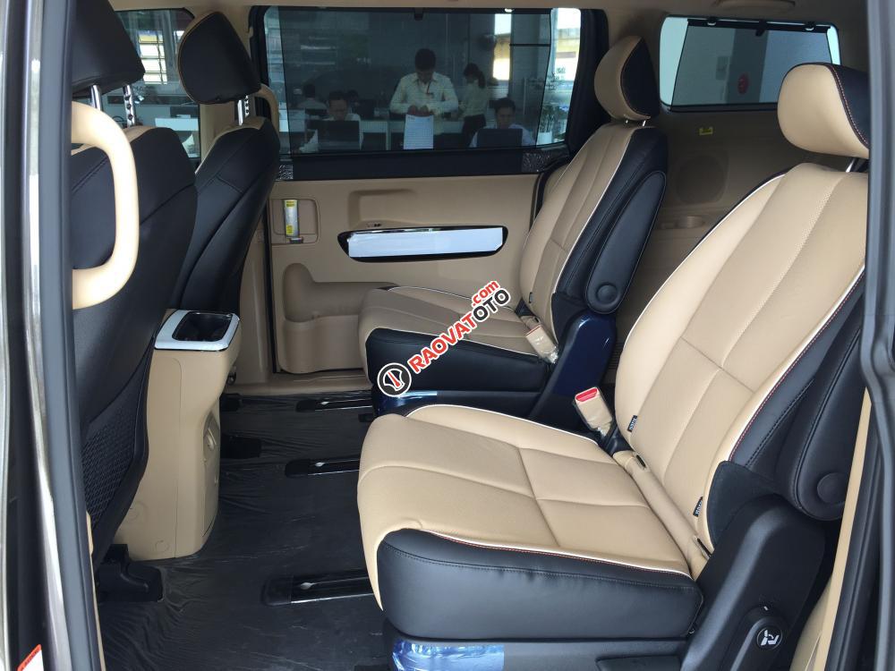 Bán Kia Sedona 3.3 GATH đời 2018, xe giao ngay-13