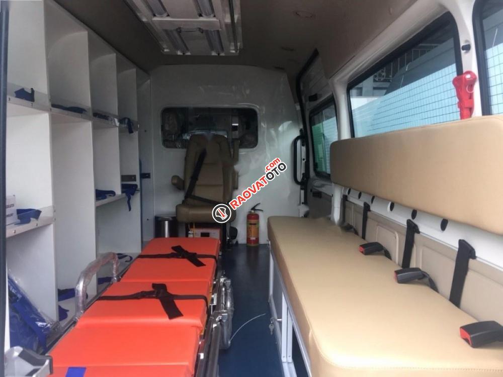 Cần bán xe Ford Transit 2017, màu trắng-4