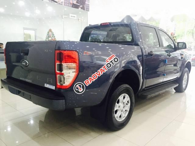 Cần bán xe Ford Ranger đời 2017, màu xanh lam-2