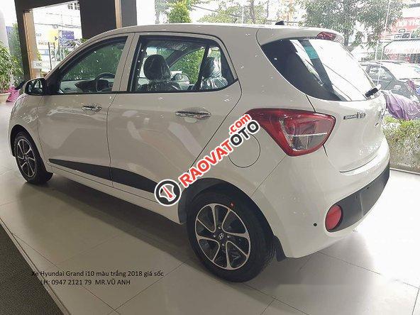 Bán Hyundai Grand i10 2017, màu trắng -1