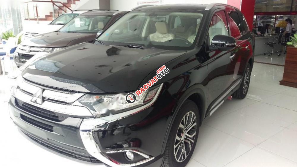 Bán xe Mitsubishi Outlander 2.4 CVT đời 2017, màu đen, xe nhập-0