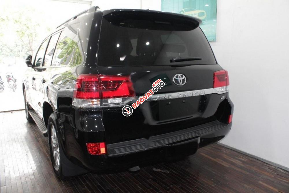 Bán Toyota Land Cruiser 5.7 V8 2016, màu đen, xe nhập-2