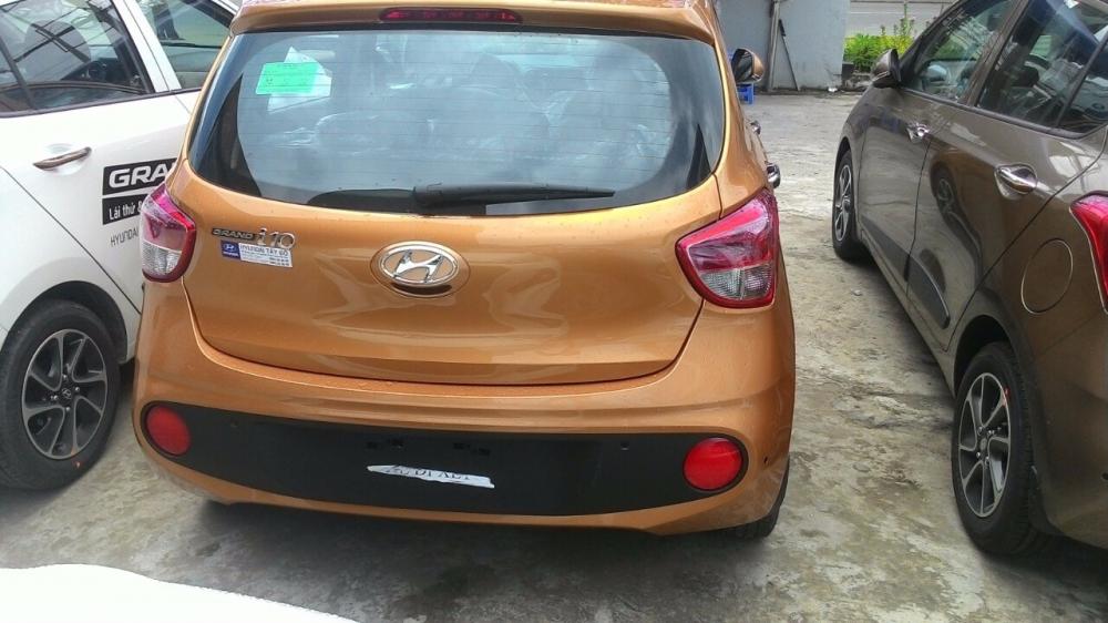 Cần bán Hyundai Grand i10 đời 2017 -2