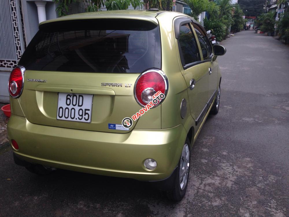 Cần bán xe Chevrolet Spark 0.8 số sàn, đời 2011, màu vàng-1