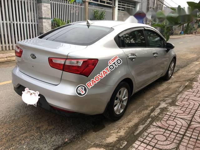 Bán Kia Rio 1.5 MT đời 2015, màu bạc, nhập khẩu số sàn, giá 399tr-2