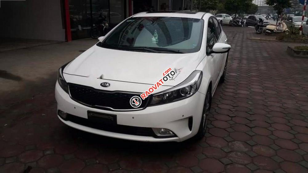 Bán ô tô Kia Cerato đời 2017, màu trắng, giá chỉ 636 triệu-0