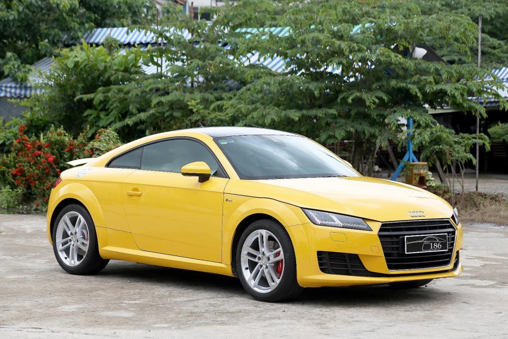 Cần bán gấp Audi TT đời 2016, màu vàng, nhập khẩu nguyên chiếc-23