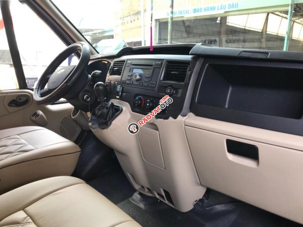 Cần bán xe Ford Transit Limousine 2016, màu bạc-2