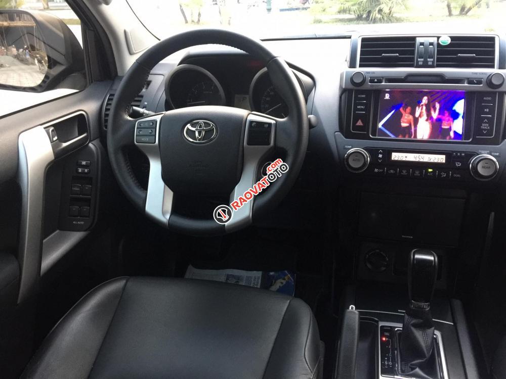 Cần bán lại xe Toyota Prado đời 2016 màu đen, xe nhập-6