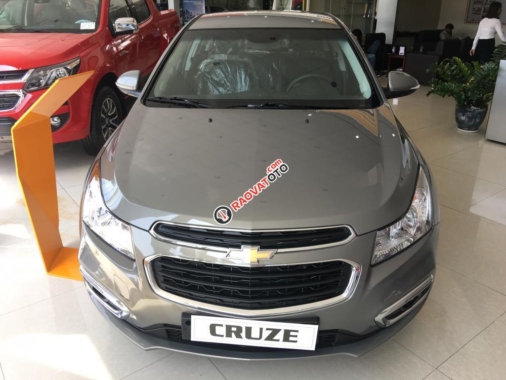 Chevrolet Cruze LT - Chỉ 10% nhận xe ngay-1