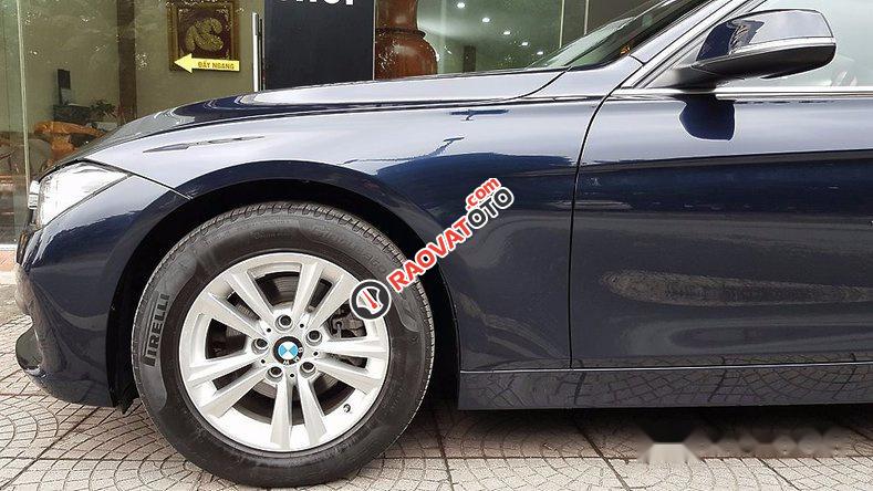 Bán lại xe BMW 3 Series 320i đời 2015, màu xanh-12