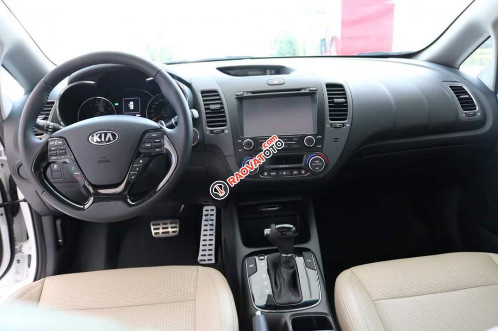 Kia Cerato 1.6AT giá tốt nhất toàn quốc. Hỗ trợ trả góp, lăn bánh chỉ với 150tr, gọi ngay 0972926010 để được hỗ trợ-3