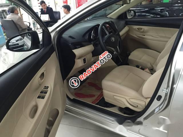 Bán Toyota Vios 2017, màu bạc, giá 484tr-1