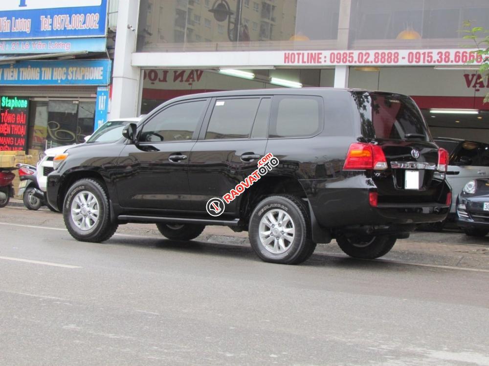 Toyota Land Cruiser VX 2015 màu đen-4