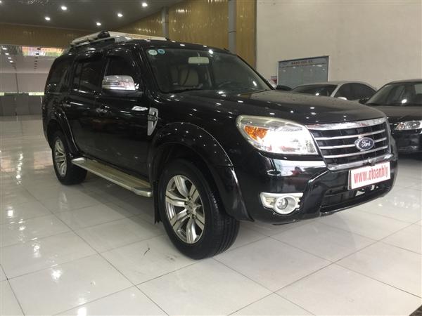 Cần bán Ford Everest sản xuất 2011, màu đen, số sàn, giá tốt-3