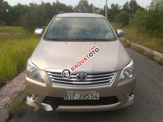 Bán gấp Toyota Innova J đời 2008, giá tốt-2