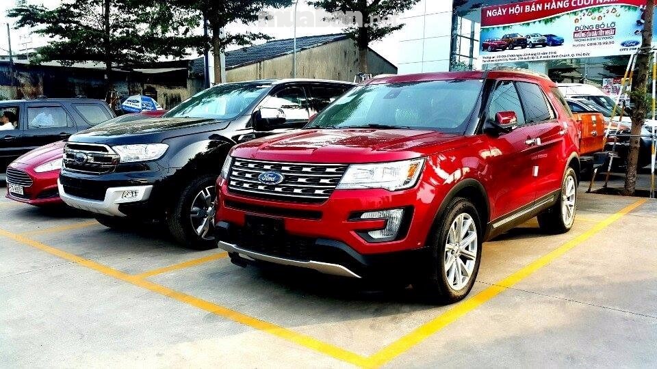 Cần bán Ford Explorer đời 2017, màu đỏ, nhập khẩu nguyên chiếc-0