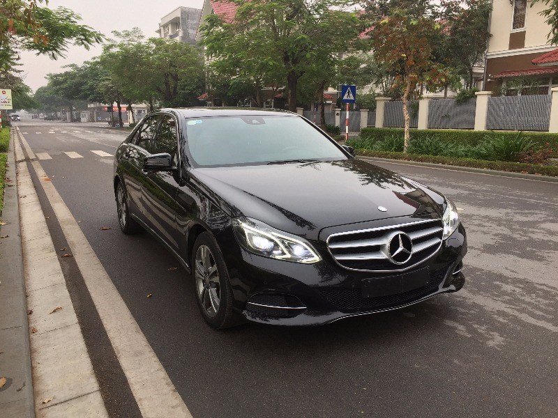 Bán Mercedes E250 đời 2013, màu đen, nhập khẩu nguyên chiếc-3