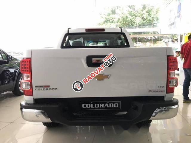 Bán Chevrolet Colorado 2017, màu trắng-2