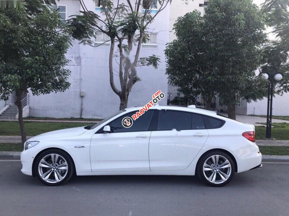 Cần bán xe BMW 5 Series 535i GT năm 2010, màu trắng, nhập khẩu nguyên chiếc-2