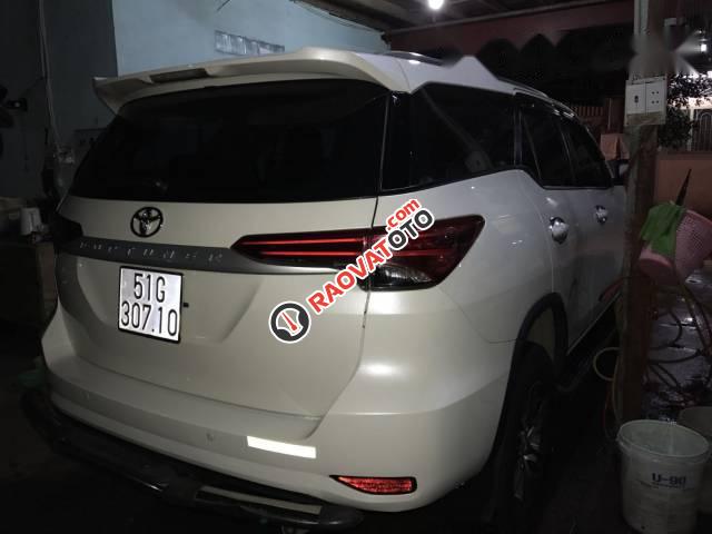 Bán xe Toyota Fortuner đời 2017, màu trắng chính chủ-4