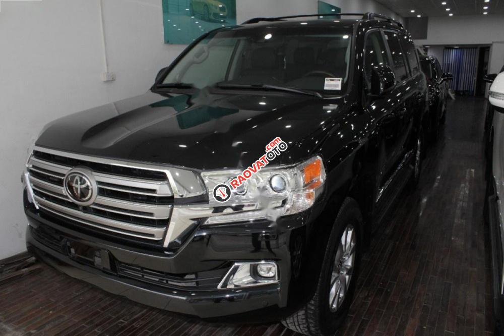 Bán Toyota Land Cruiser 5.7 V8 2016, màu đen, xe nhập-0