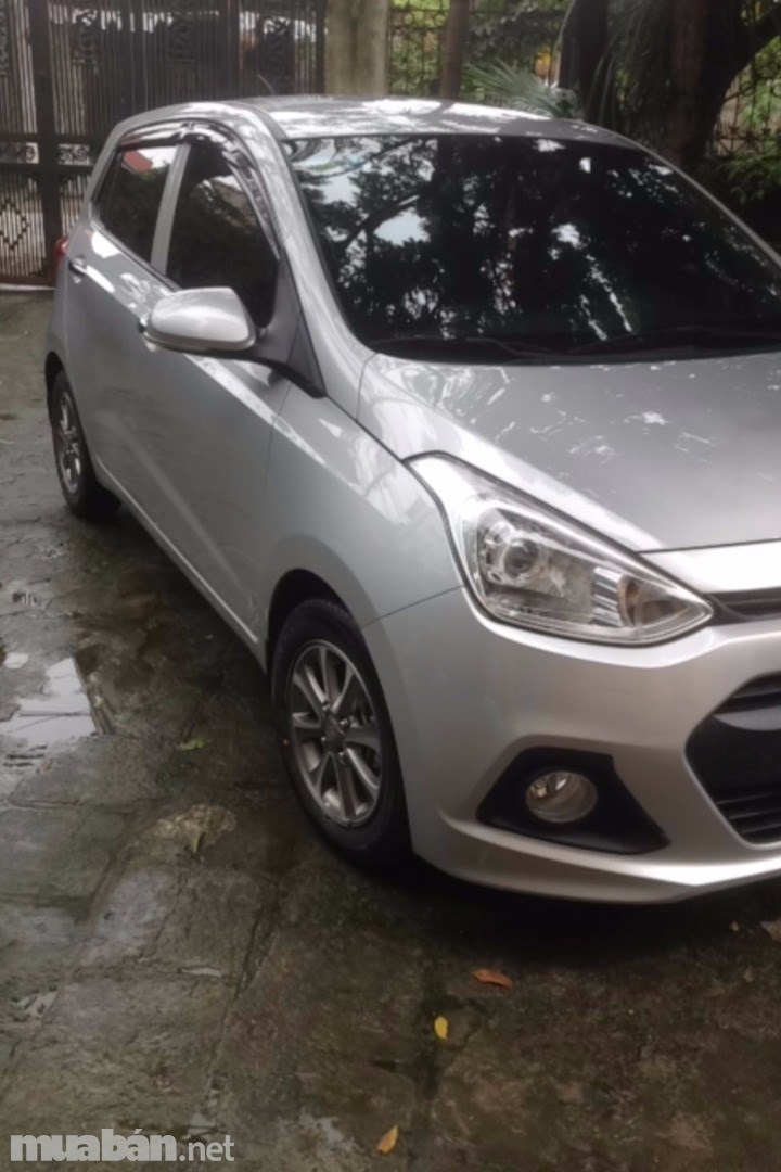 Cần bán gấp Hyundai Grand i10 đời 2014, màu bạc, xe nhập-0