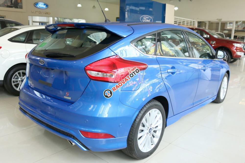 Bán Ford Focus Ecoboost, 720 triệu, giao xe ngay-2