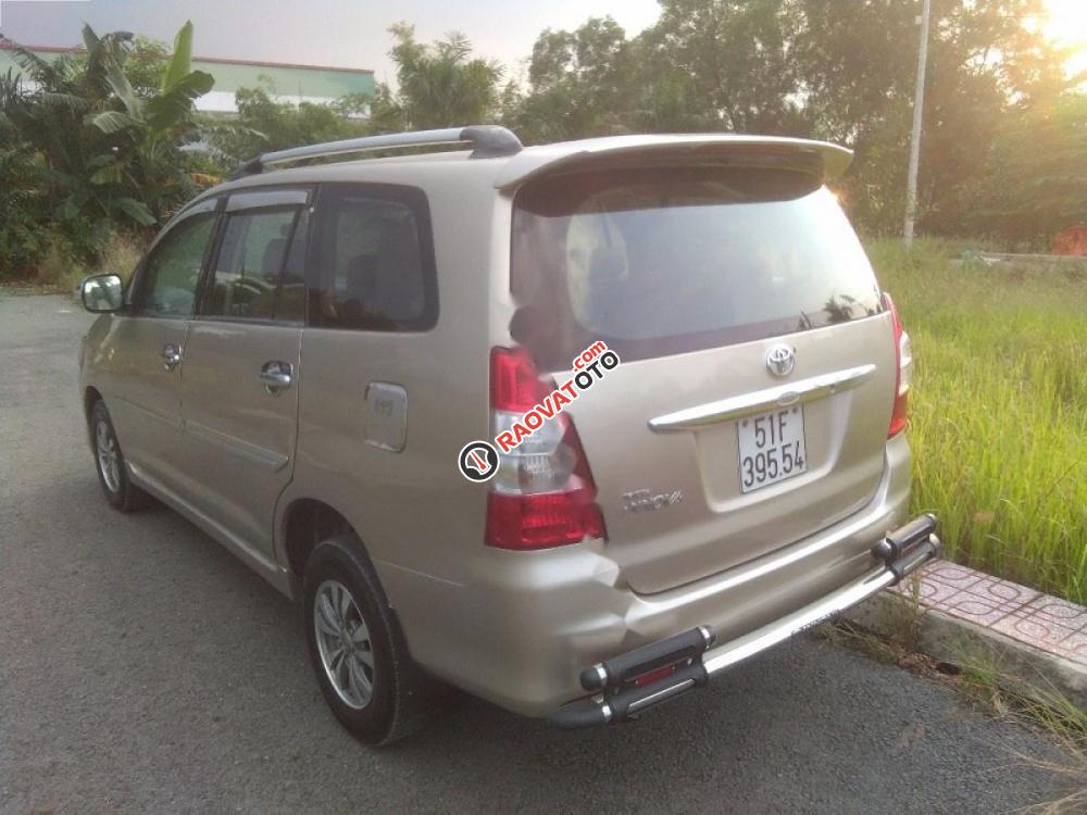 Cần bán lại xe Toyota Innova J năm 2008, màu ghi vàng -2