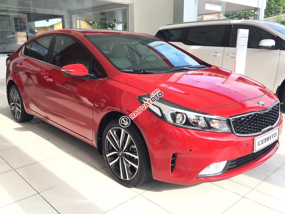 Kia Cerato 2.0 AT 2017, số tự động, màu đỏ, ghế lái tự lùi khi mở cửa-0