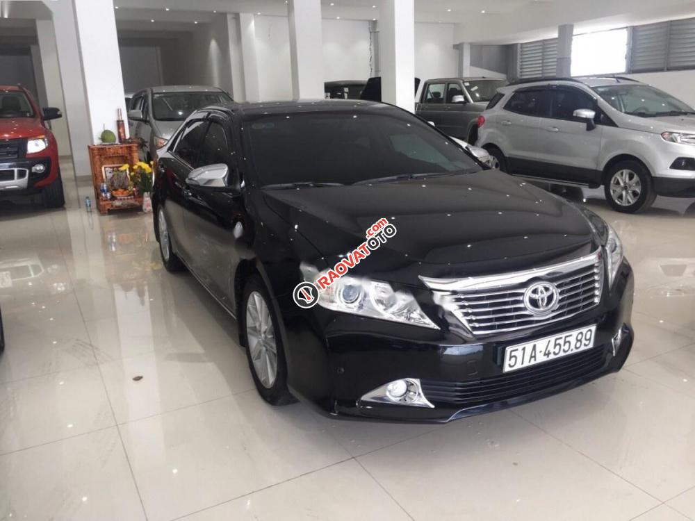 Bán xe Toyota Camry Q đời 2013, màu đen, giá tốt-0