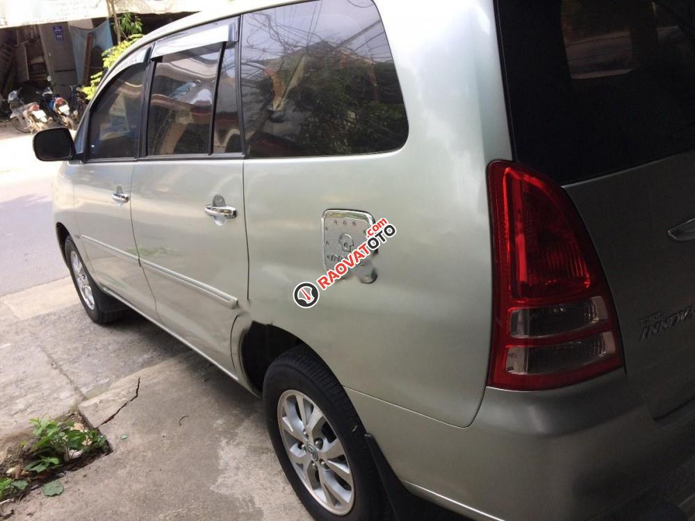 Bán xe Toyota Innova G đời 2007, màu bạc, giá 410tr-2