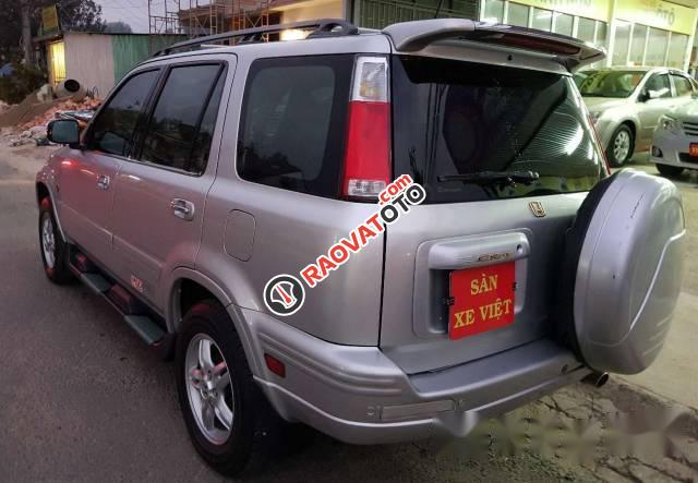 Bán Honda CR V sản xuất 2003, màu bạc-0