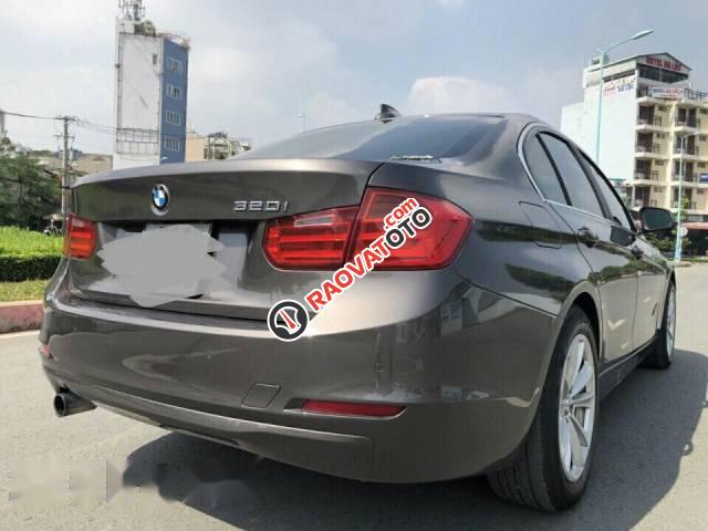 Bán BMW 3 Series 320i sản xuất 2013, màu xám  -4